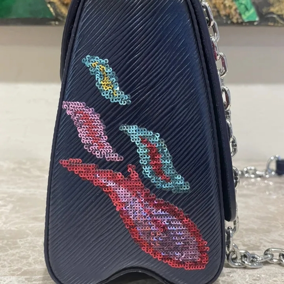 Loius Vuitton twist exotic leather bag - Picture 2 of 3